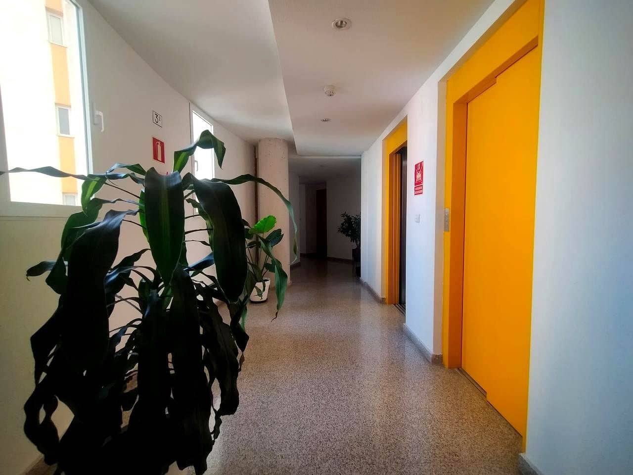 3 Zimmer Wohnung zu verkaufen in Benidorm mit Pool - 355.000 € (Ref: 9618010)