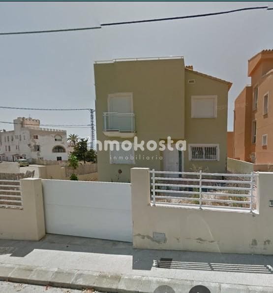 4 chambre Villa/Maison à vendre à Alfaz del Pi / L'Alfas del Pi avec garage - 328 500 € (Ref: 9618012)