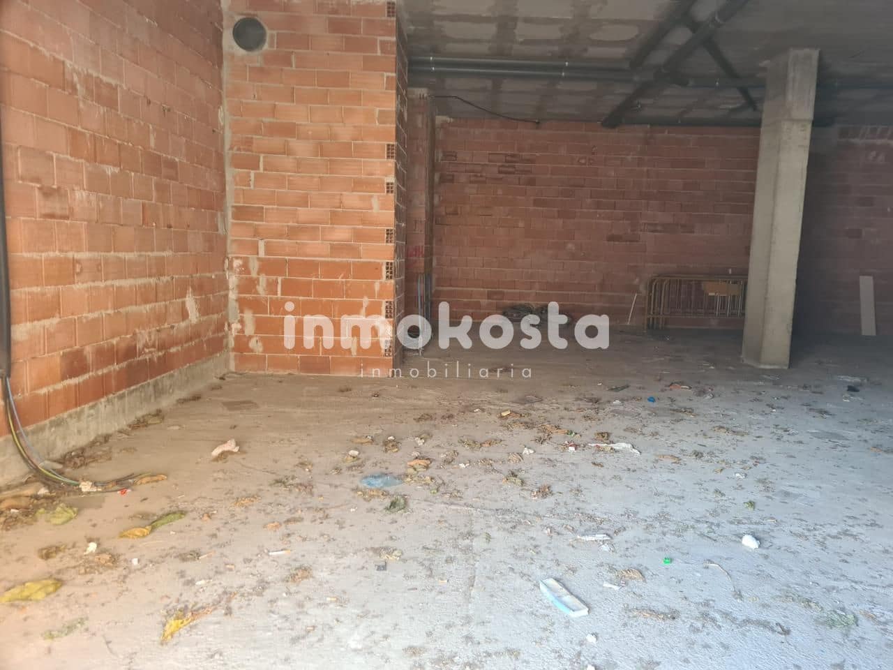 Comercial para arrendar em Benidorm - 650 € (Ref: 9618013)