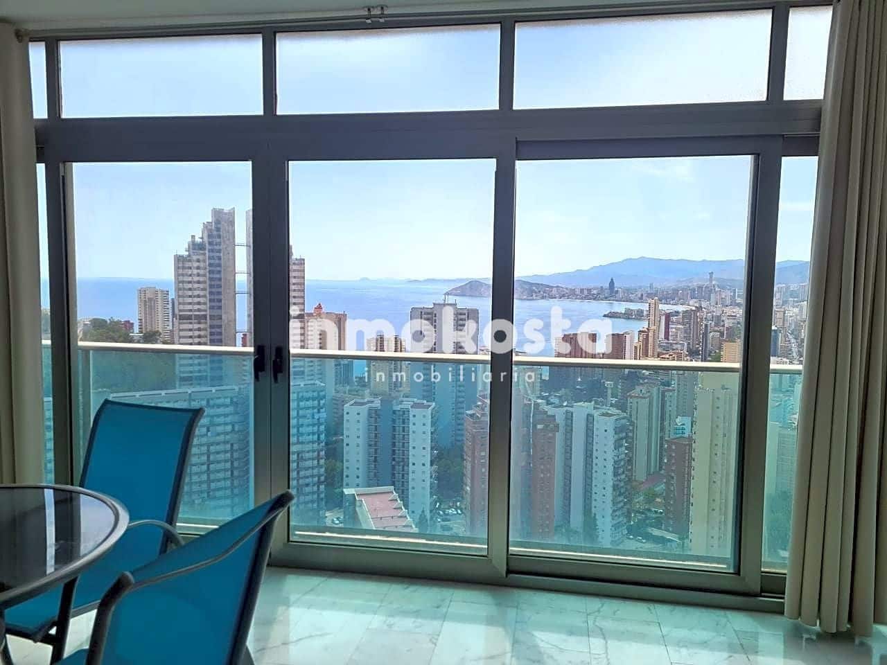 2 soveværelse Lejlighed til salg i Benidorm med swimmingpool garage - € 410.000 (Ref: 9618014)