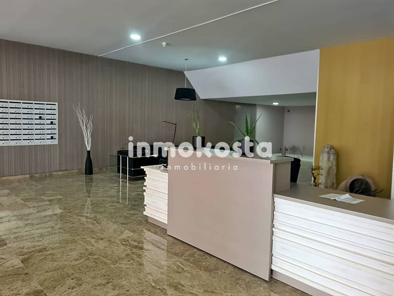 2 soveværelse Lejlighed til salg i Benidorm med swimmingpool garage - € 410.000 (Ref: 9618014)