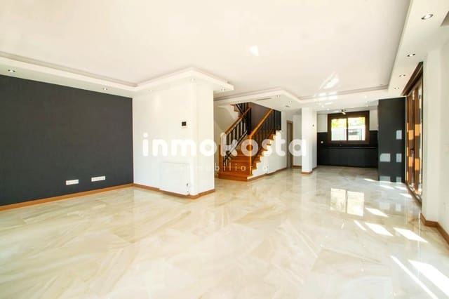 4 chambre Villa/Maison à vendre à Golf Bahía, Finestrat avec piscine garage - 800 000 € (Ref: 9618017)