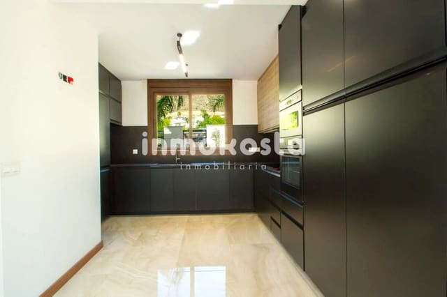 4 chambre Villa/Maison à vendre à Golf Bahía, Finestrat avec piscine garage - 800 000 € (Ref: 9618017)