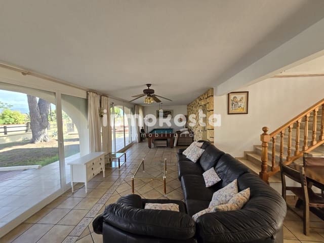 4 slaapkamer Villa te koop in Albir, Alfaz del Pi / L'Alfàs del Pi met zwembad - € 1.350.000 (Ref: 9618018)