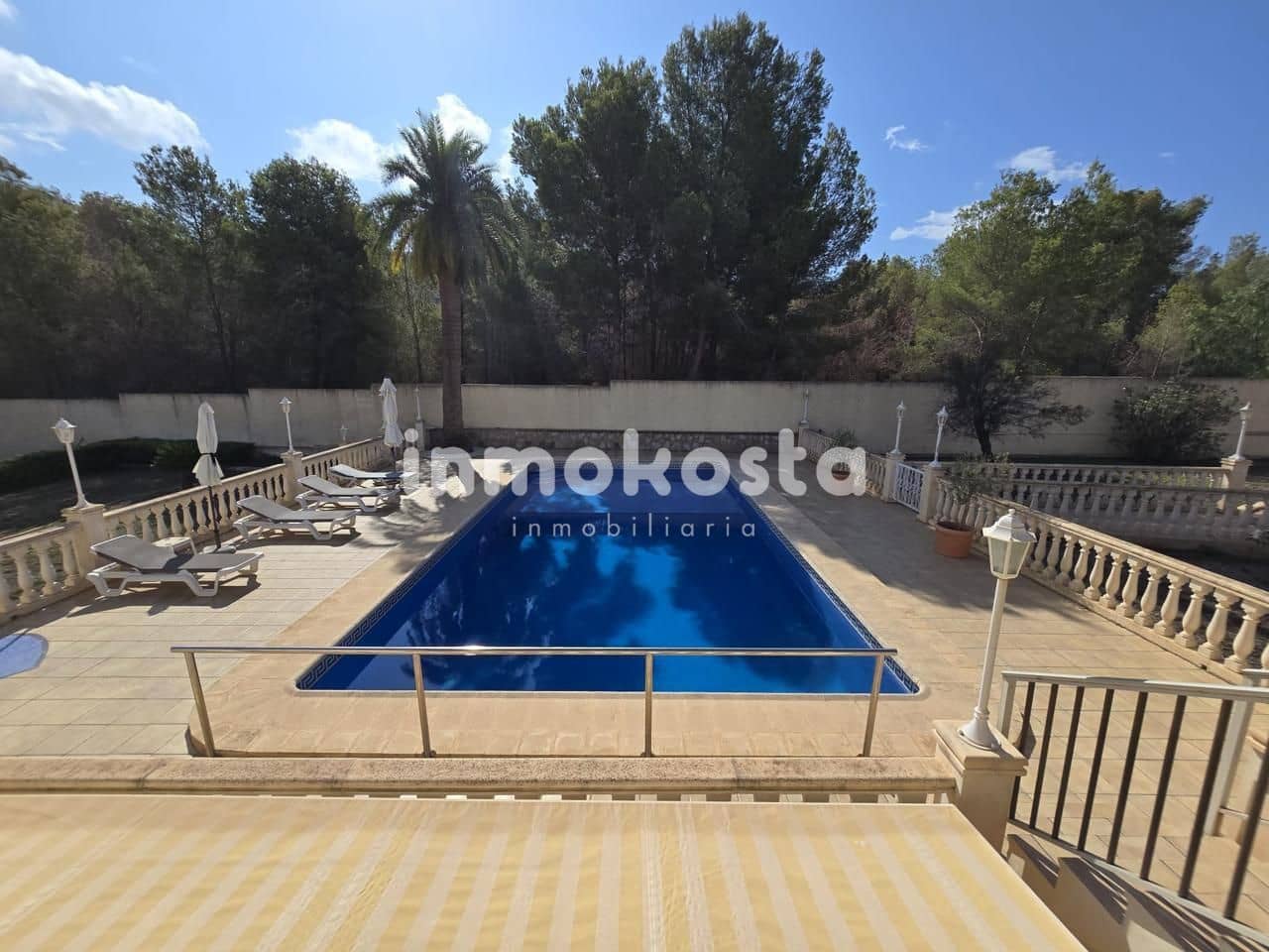 4 slaapkamer Villa te koop in Alfaz del Pi / L'Alfas del Pi met zwembad - € 1.350.000 (Ref: 9618018)