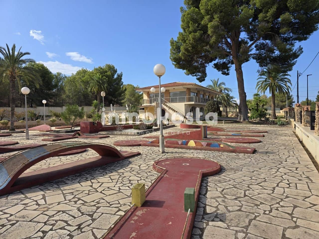 4 slaapkamer Villa te koop in Alfaz del Pi / L'Alfas del Pi met zwembad - € 1.350.000 (Ref: 9618018)