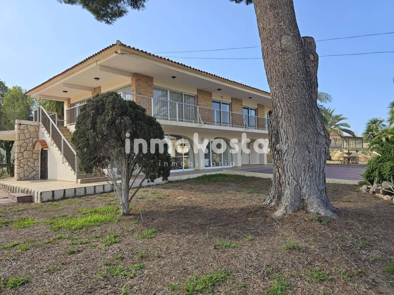 4 slaapkamer Villa te koop in Alfaz del Pi / L'Alfas del Pi met zwembad - € 1.350.000 (Ref: 9618018)