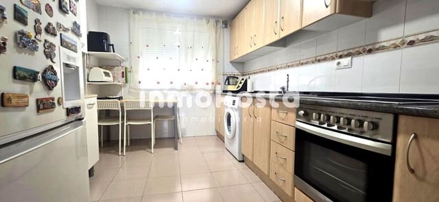 Piso de 2 habitaciones en Pueblo - Urbanizaciones, Alfaz del Pi / L'Alfàs del Pi en venta con garaje - 199.000 € (Ref: 9618021)