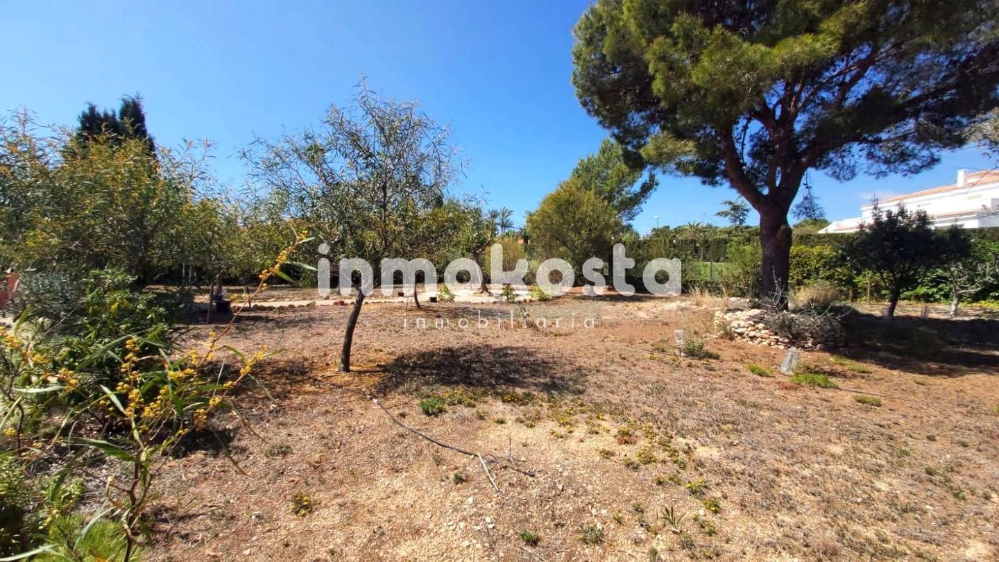 4 slaapkamer Villa te koop in La Nucia met zwembad garage - € 560.000 (Ref: 9618022)