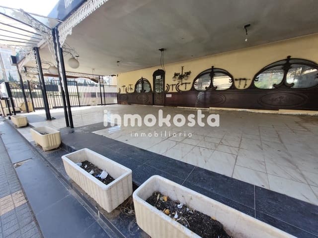 Erhverv til salg i Playa Levante, Benidorm - € 750.000 (Ref: 9618023)