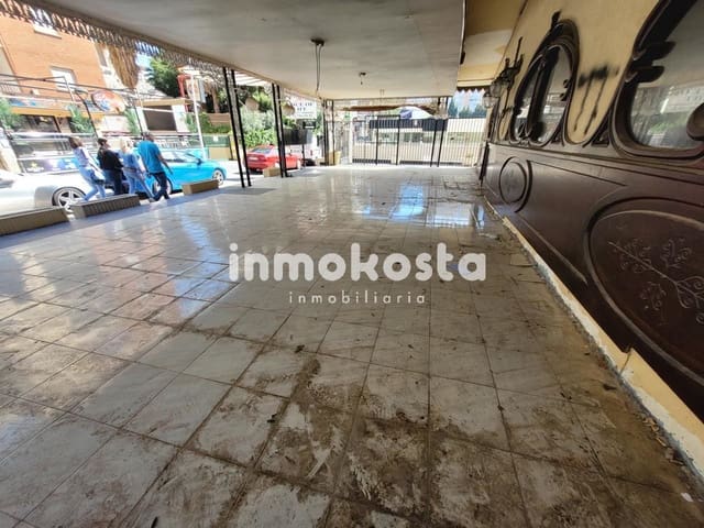 Erhverv til salg i Playa Levante, Benidorm - € 750.000 (Ref: 9618023)