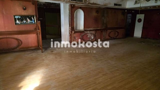 Erhverv til salg i Playa Levante, Benidorm - € 750.000 (Ref: 9618023)