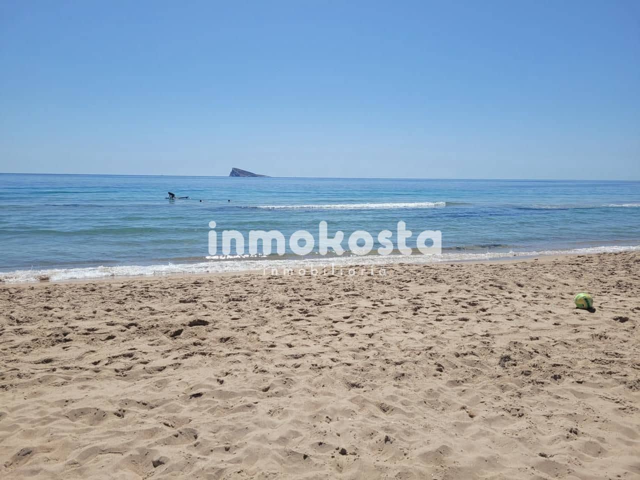 Commercial for sale in Benidorm - € 750,000 (Ref: 9618023)