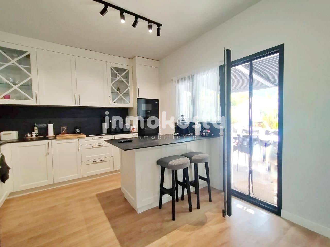 4 sovrum Villa till salu i Benidorm med pool garage - 870 000 € (Ref: 9618024)