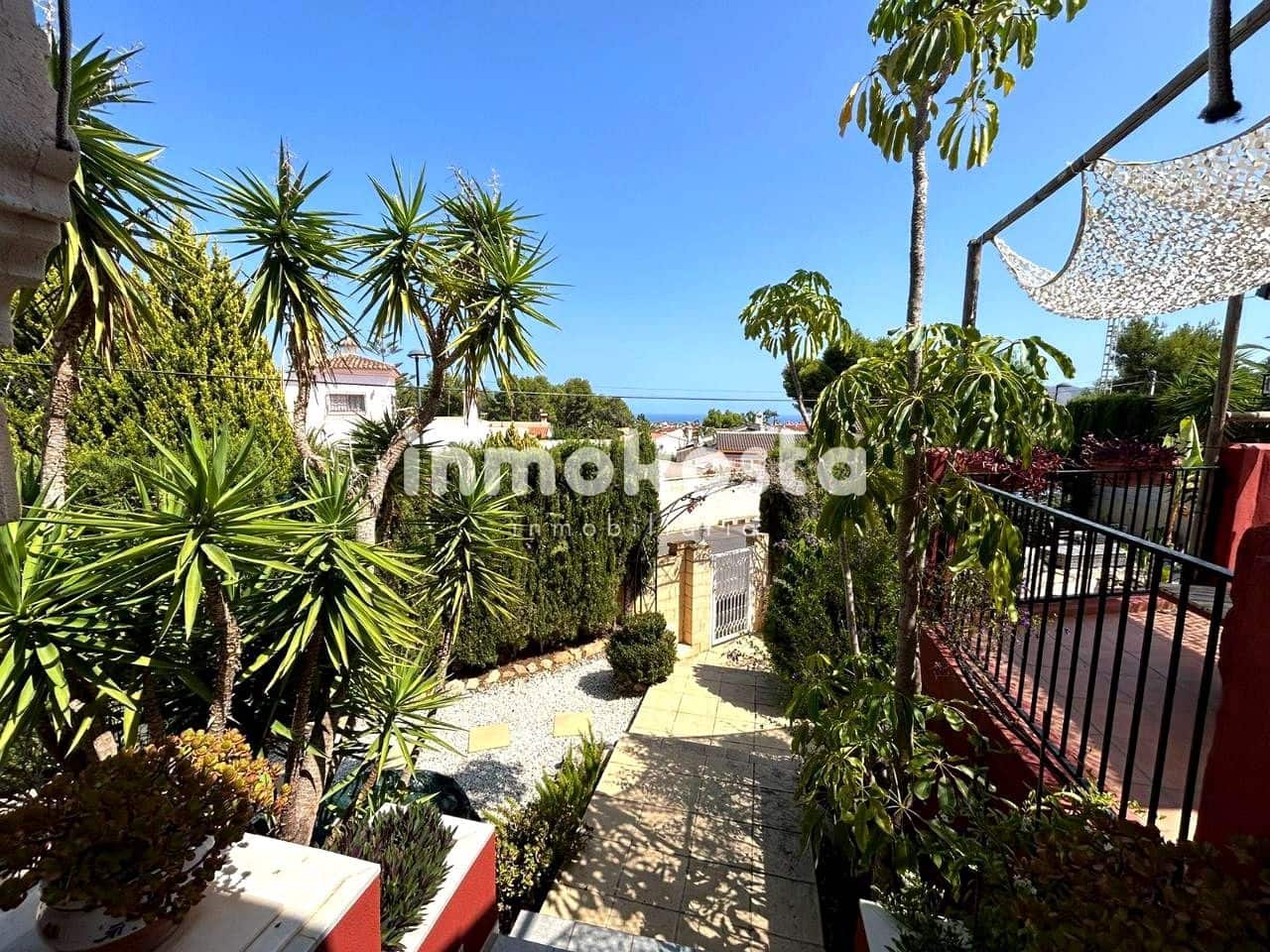 6 slaapkamer Halfvrijstaande villa te koop in Alfaz del Pi / L'Alfas del Pi met zwembad garage - € 590.000 (Ref: 9618032)