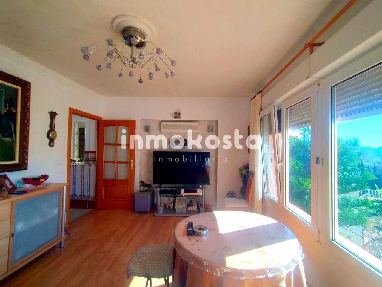 3 soveværelse Villa til salg i La Nucia - € 430.000 (Ref: 9618034)