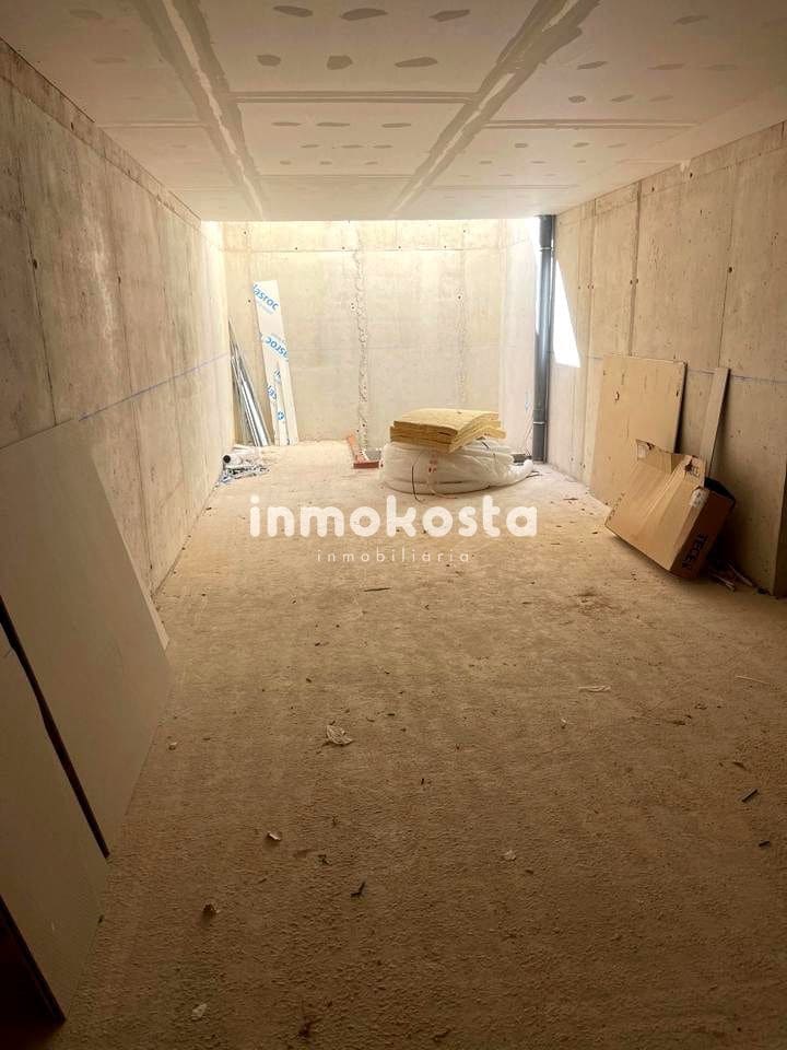 3 bedroom Villa for sale in La Nucia with pool - € 1,325,000 (Ref: 9618035)