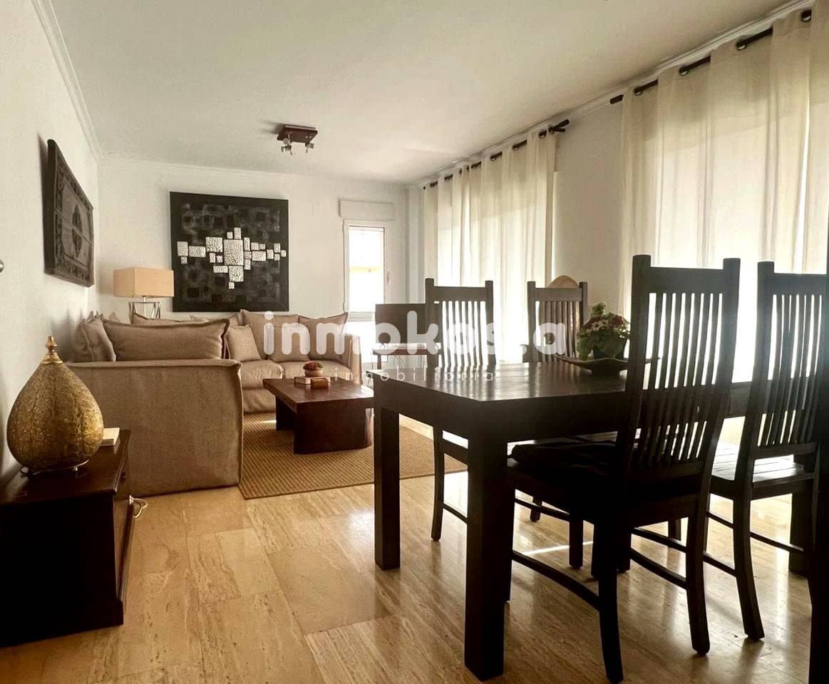 3 sypialnia Mieszkanie na sprzedaż w Alfaz del Pi / L'Alfas del Pi z basenem garażem - 470 000 € (Ref: 9618036)