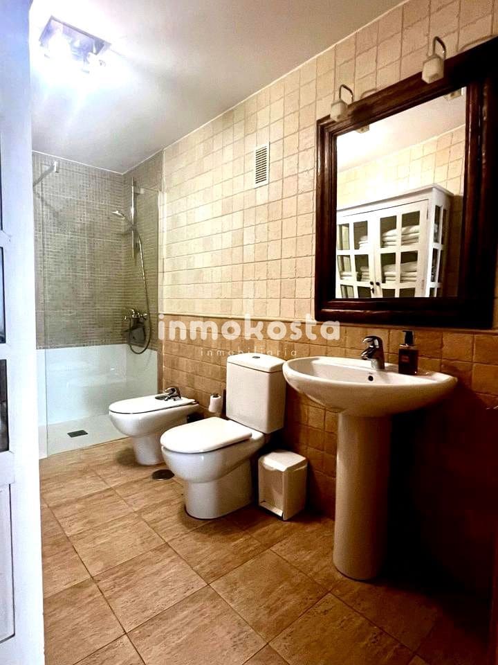 3 sypialnia Mieszkanie na sprzedaż w Alfaz del Pi / L'Alfas del Pi z basenem garażem - 470 000 € (Ref: 9618036)