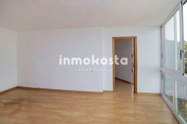 3 bedroom Flat for sale in Sierra Helada, Benidorm with pool - € 195,000 (Ref: 9618037)