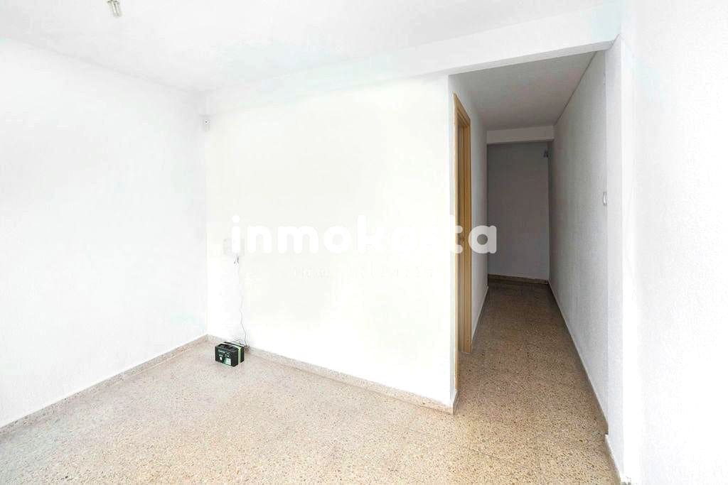 3 soveværelse Lejlighed til salg i Benidorm med swimmingpool - € 170.000 (Ref: 9618040)