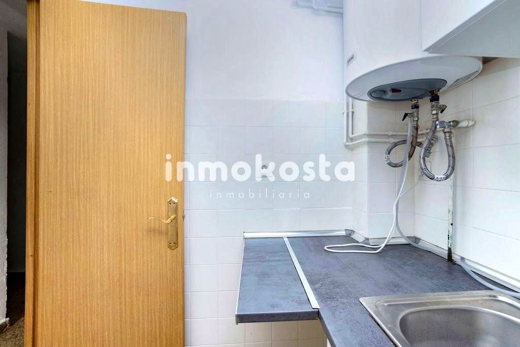 3 soveværelse Lejlighed til salg i Benidorm med swimmingpool - € 170.000 (Ref: 9618040)