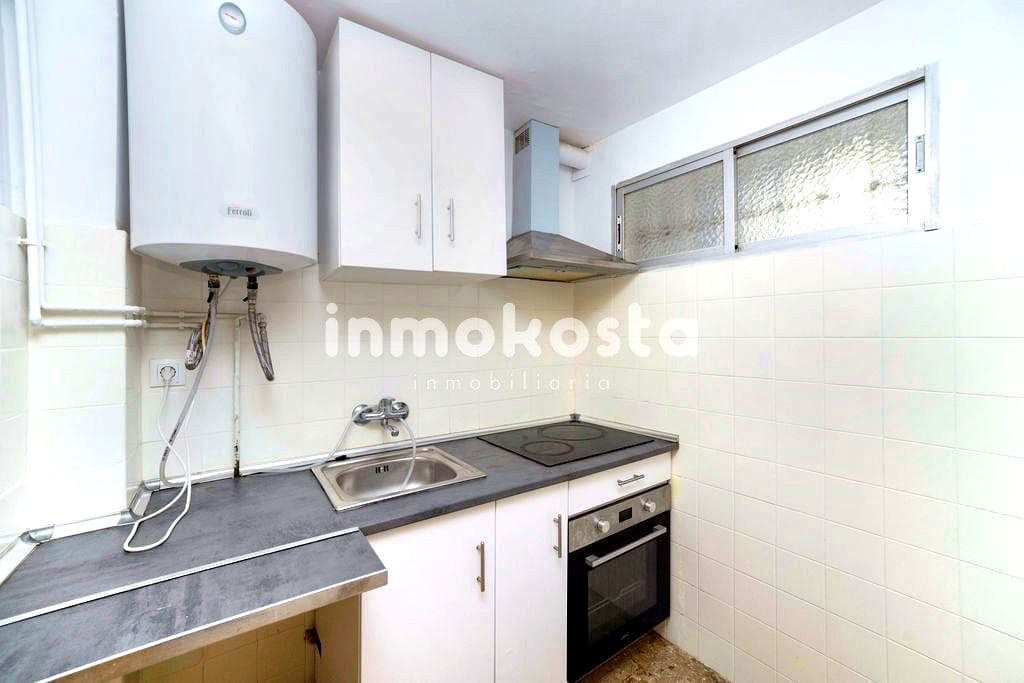 3 soveværelse Lejlighed til salg i Benidorm med swimmingpool - € 170.000 (Ref: 9618040)