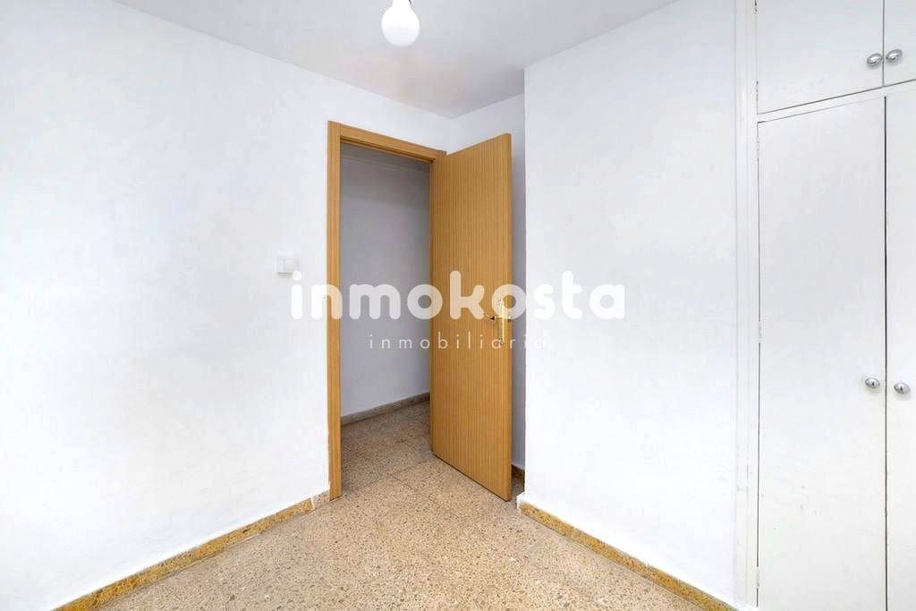 3 soveværelse Lejlighed til salg i Benidorm med swimmingpool - € 170.000 (Ref: 9618040)