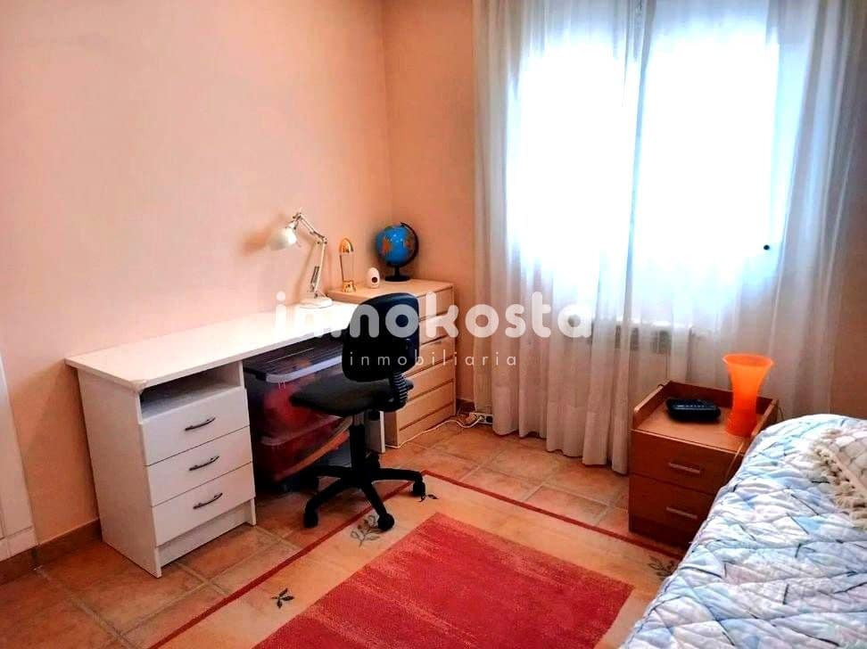 4 slaapkamer Villa te koop in Alfaz del Pi / L'Alfas del Pi met zwembad garage - € 665.000 (Ref: 9618042)