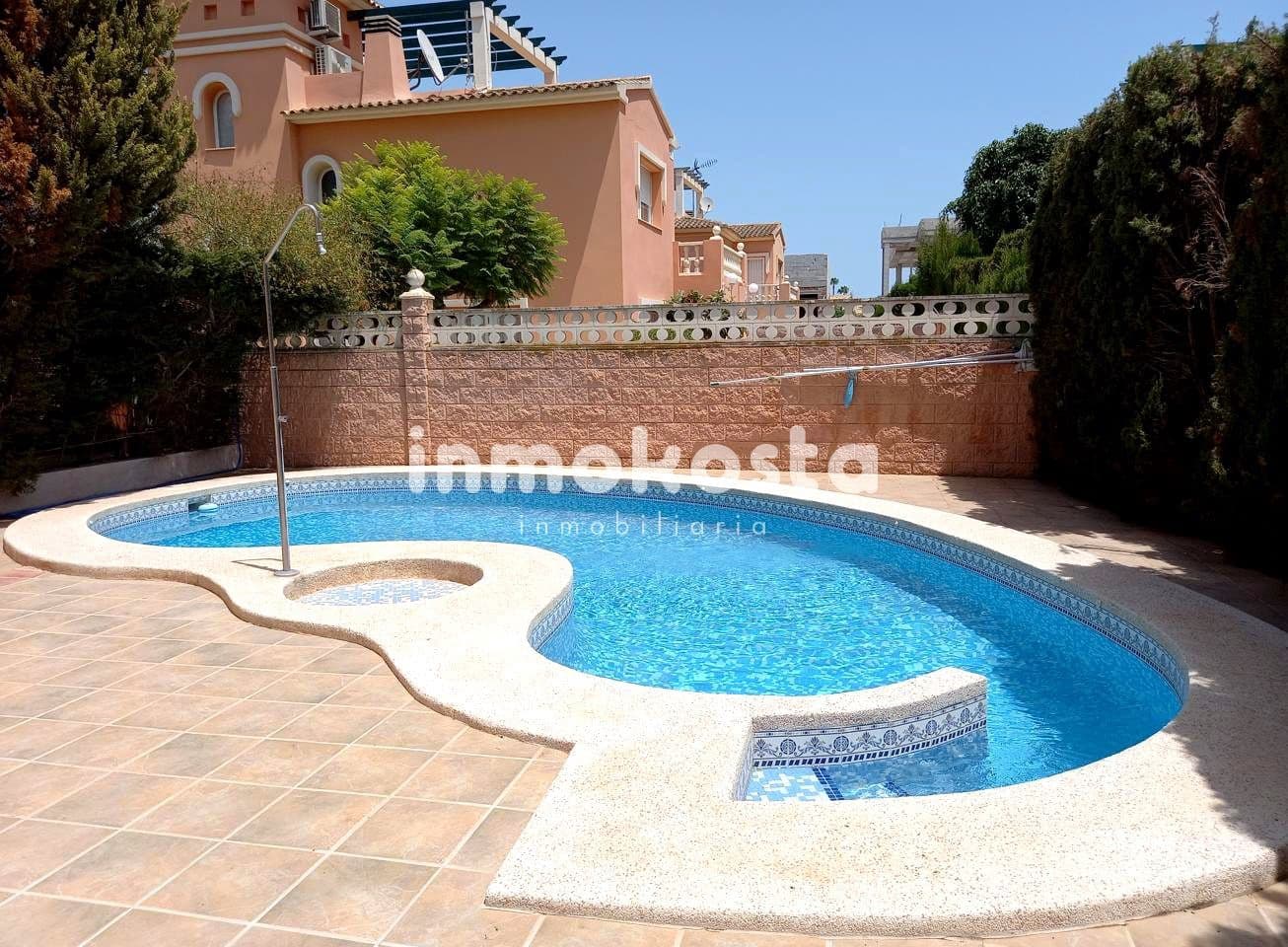 4 slaapkamer Villa te koop in Alfaz del Pi / L'Alfas del Pi met zwembad garage - € 665.000 (Ref: 9618042)