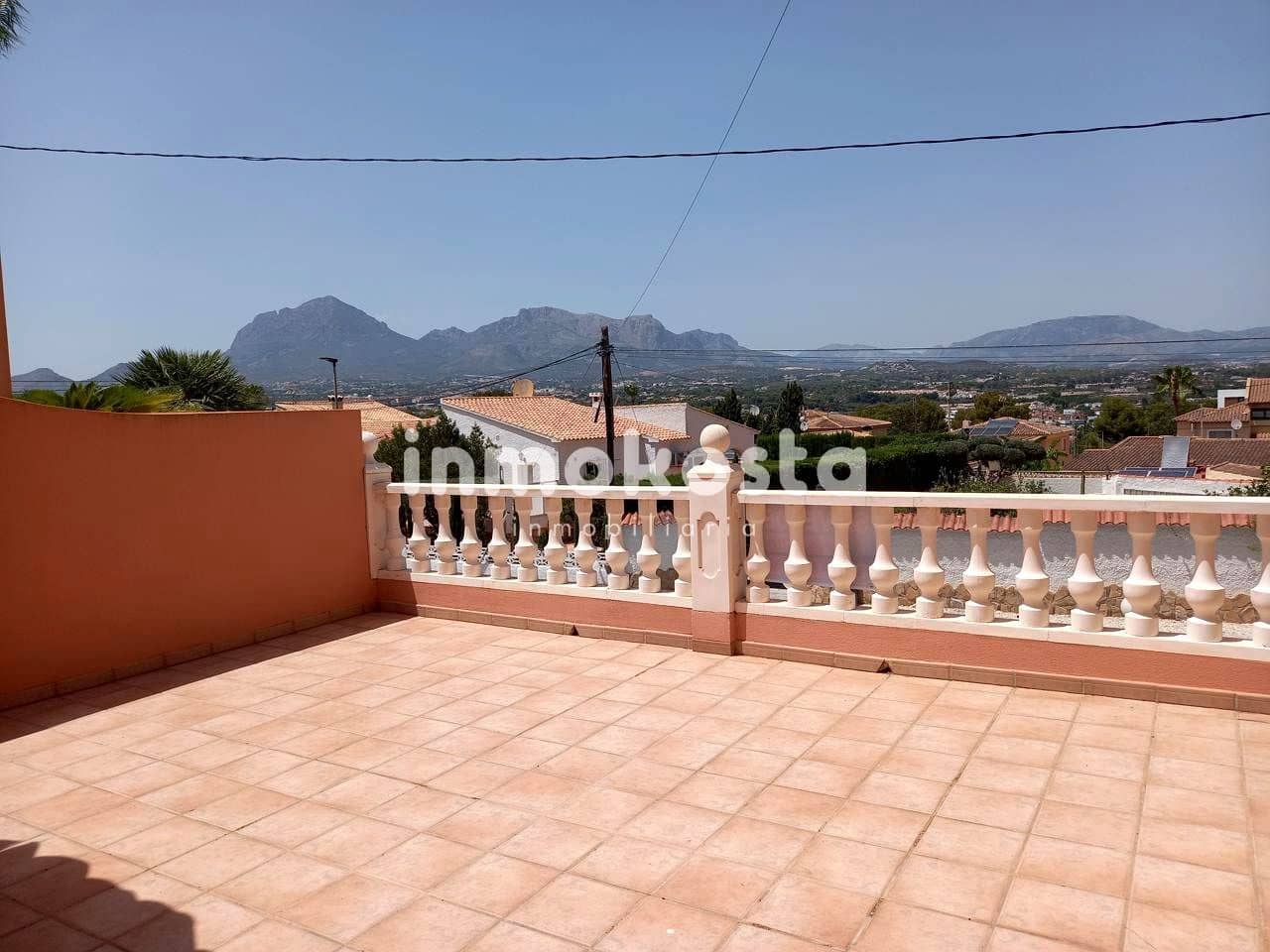 4 slaapkamer Villa te koop in Alfaz del Pi / L'Alfas del Pi met zwembad garage - € 665.000 (Ref: 9618042)