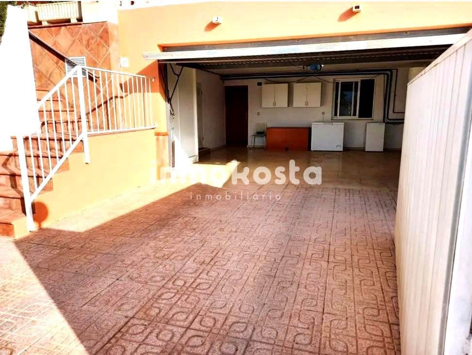 4 slaapkamer Villa te koop in Alfaz del Pi / L'Alfas del Pi met zwembad garage - € 665.000 (Ref: 9618042)