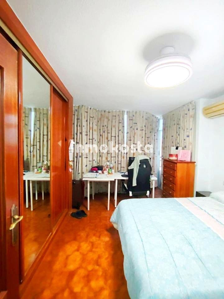 3 soverom Leilighet til salgs i Benidorm med svømmebasseng garasje - € 282 500 (Ref: 9618043)