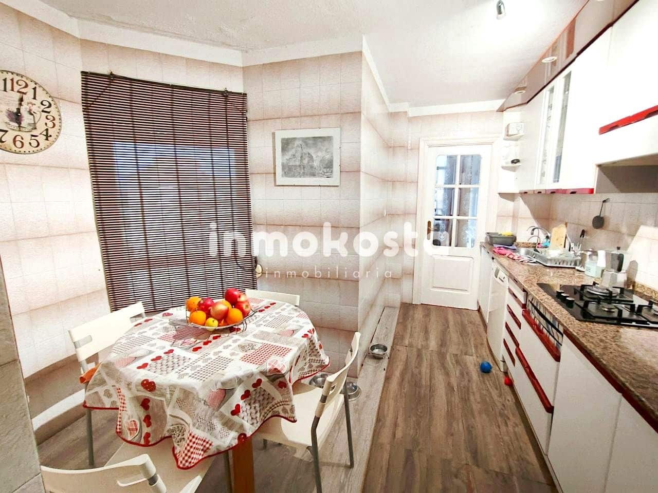 3 soverom Leilighet til salgs i Benidorm med svømmebasseng garasje - € 282 500 (Ref: 9618043)