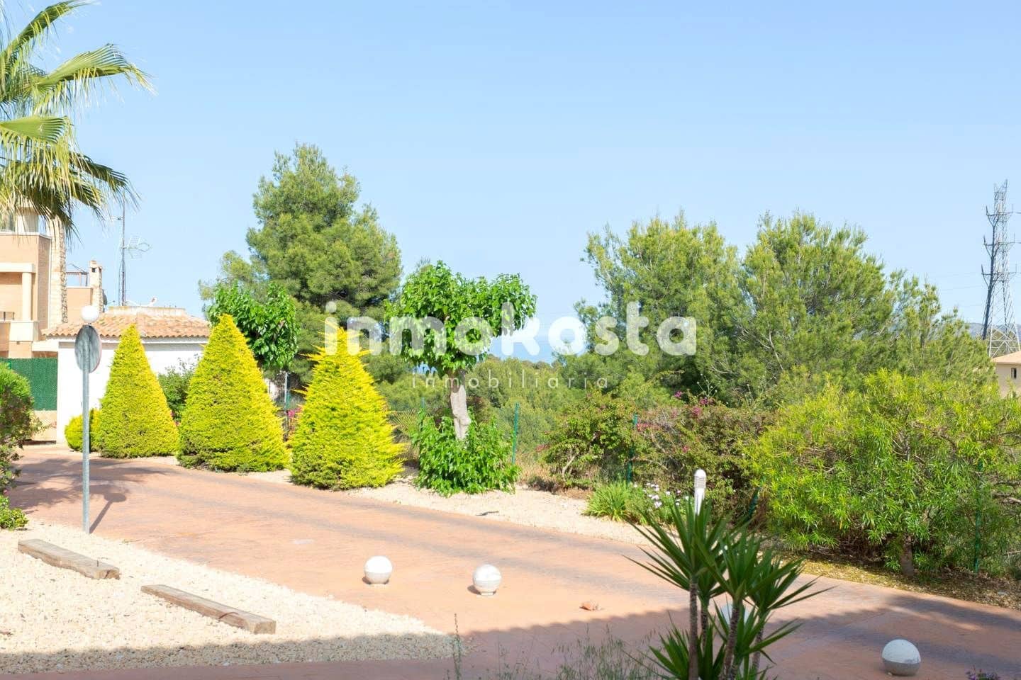 3 soveværelse Semi-Rækkehus til salg i La Nucia med swimmingpool garage - € 268.000 (Ref: 9618045)