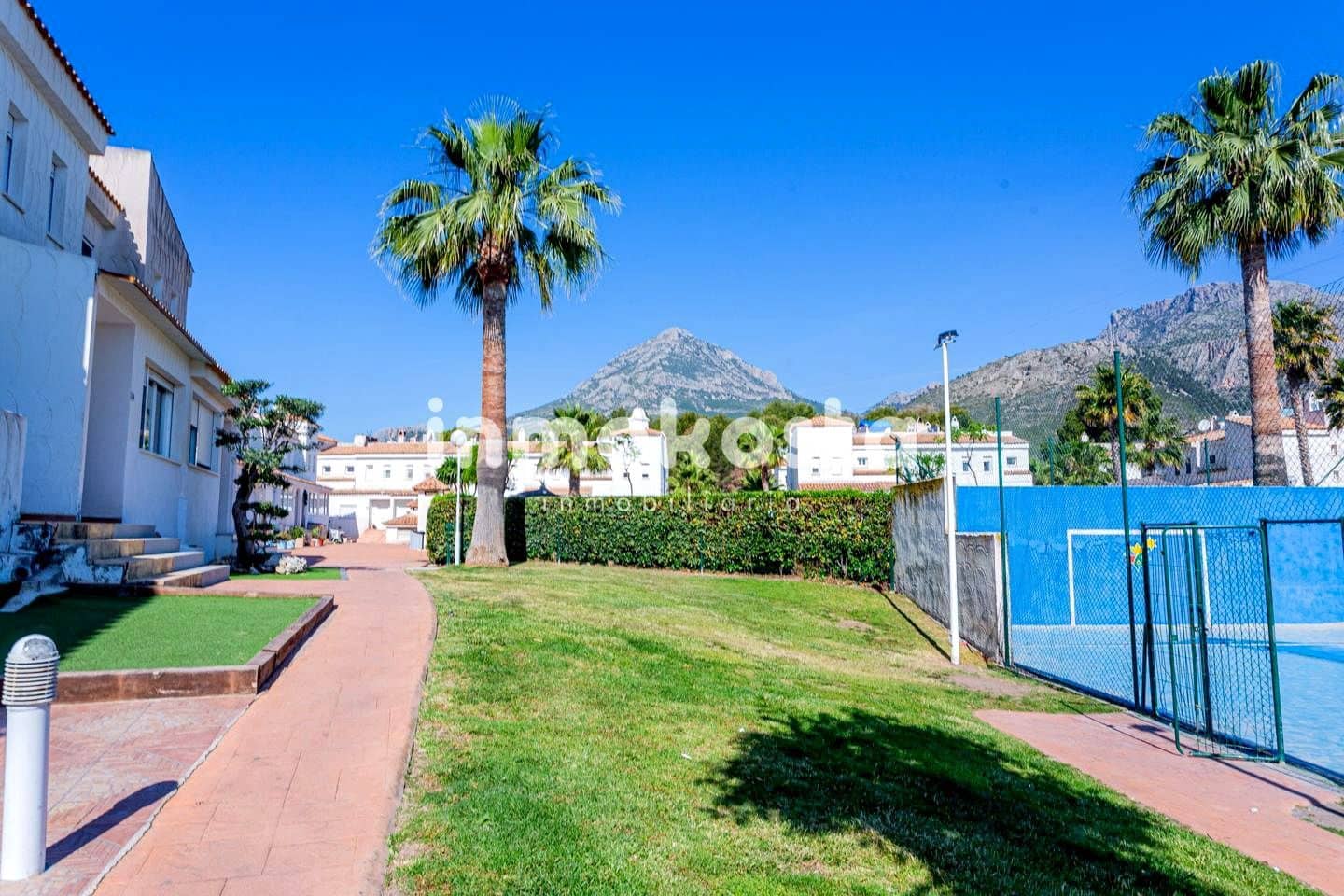 3 soveværelse Semi-Rækkehus til salg i La Nucia med swimmingpool garage - € 268.000 (Ref: 9618045)