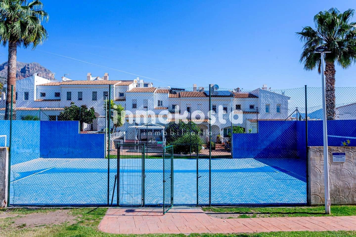 3 soveværelse Semi-Rækkehus til salg i La Nucia med swimmingpool garage - € 268.000 (Ref: 9618045)