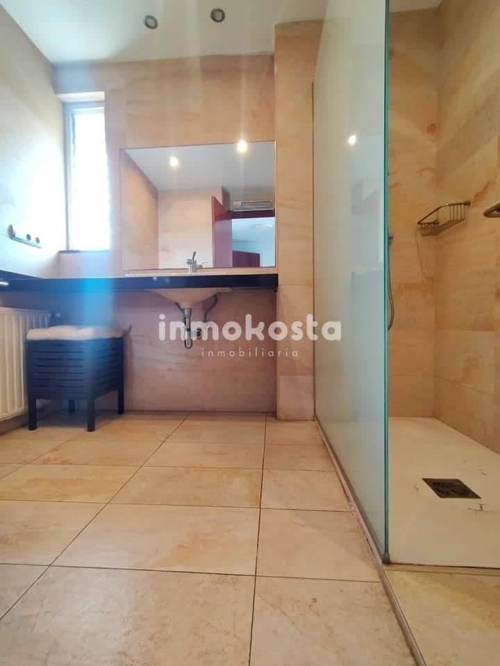 4 soveværelse Lejlighed til salg i Benidorm med swimmingpool garage - € 495.000 (Ref: 9618048)