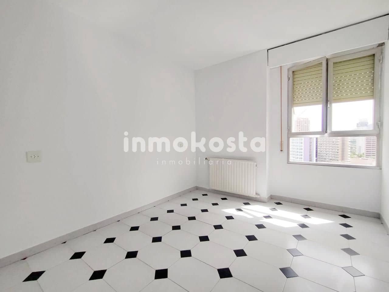 4 soveværelse Lejlighed til salg i Benidorm med swimmingpool garage - € 495.000 (Ref: 9618048)