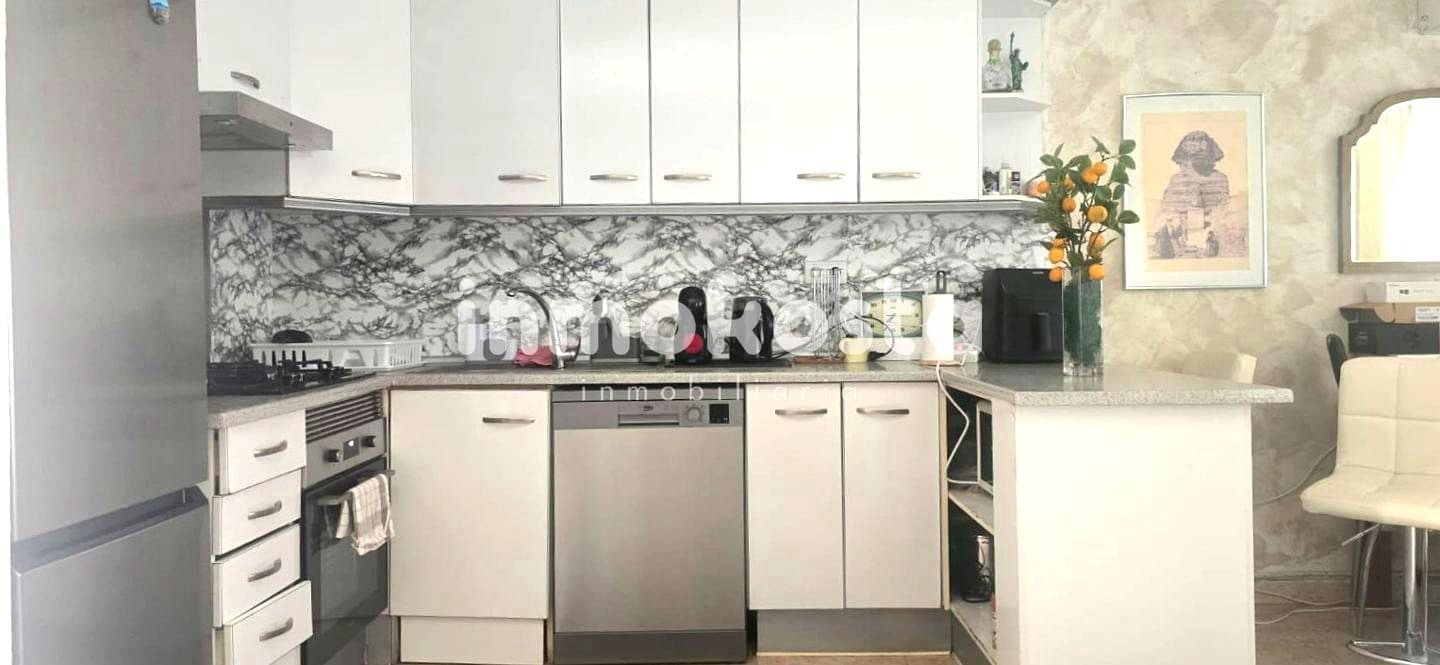 5 soveværelse Bungalow til salg i La Nucia med swimmingpool - € 250.000 (Ref: 9618050)