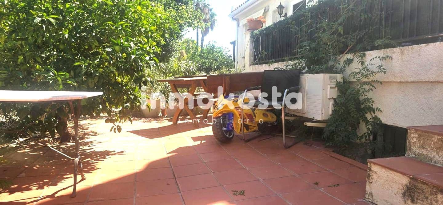 5 soveværelse Bungalow til salg i La Nucia med swimmingpool - € 250.000 (Ref: 9618050)