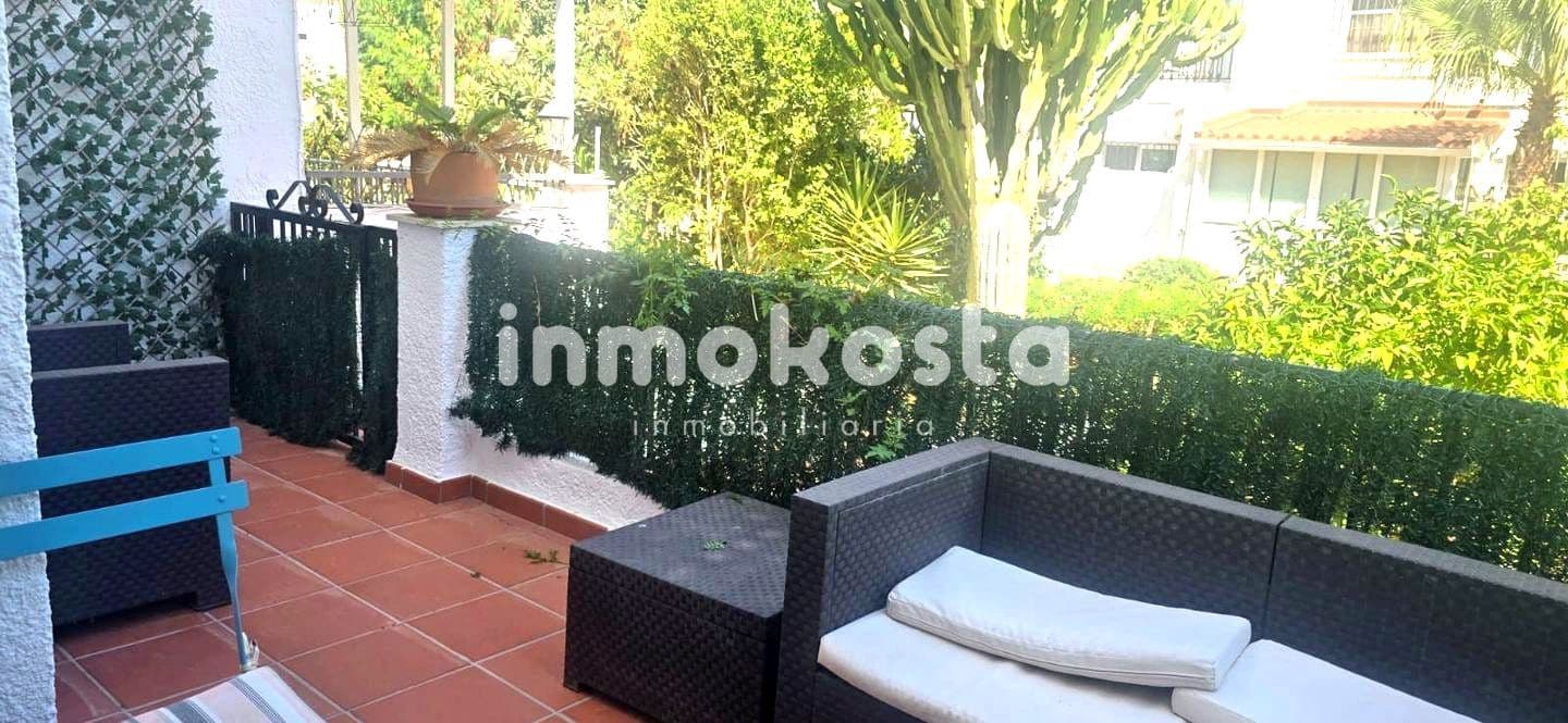 5 soveværelse Bungalow til salg i La Nucia med swimmingpool - € 250.000 (Ref: 9618050)