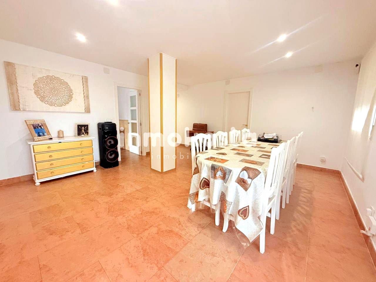 4 makuuhuone Huvila myytävänä paikassa La Villajoyosa / Vila Joiosa mukana uima-altaan 
autotalli - 390 000 € (Ref: 9618053)