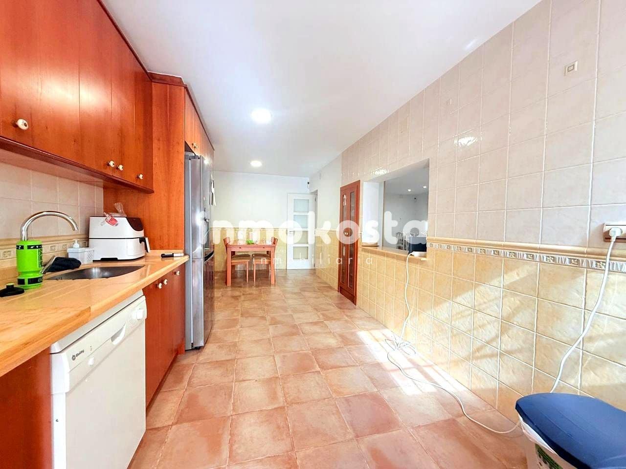 4 makuuhuone Huvila myytävänä paikassa La Villajoyosa / Vila Joiosa mukana uima-altaan 
autotalli - 390 000 € (Ref: 9618053)