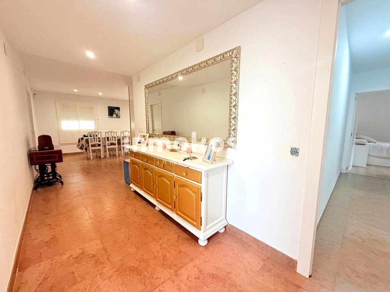 4 makuuhuone Huvila myytävänä paikassa La Villajoyosa / Vila Joiosa mukana uima-altaan 
autotalli - 390 000 € (Ref: 9618053)