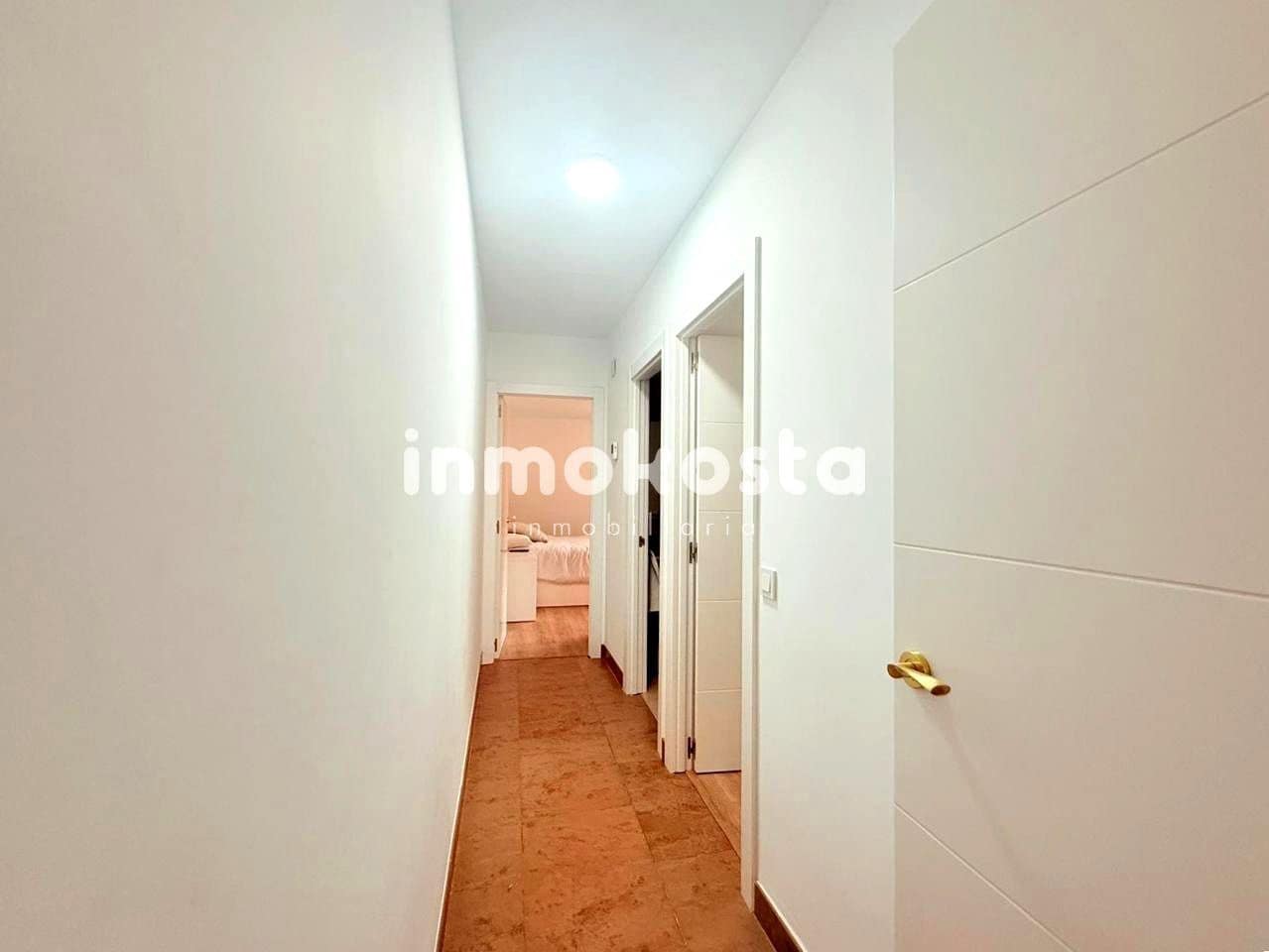 4 makuuhuone Huvila myytävänä paikassa La Villajoyosa / Vila Joiosa mukana uima-altaan 
autotalli - 390 000 € (Ref: 9618053)