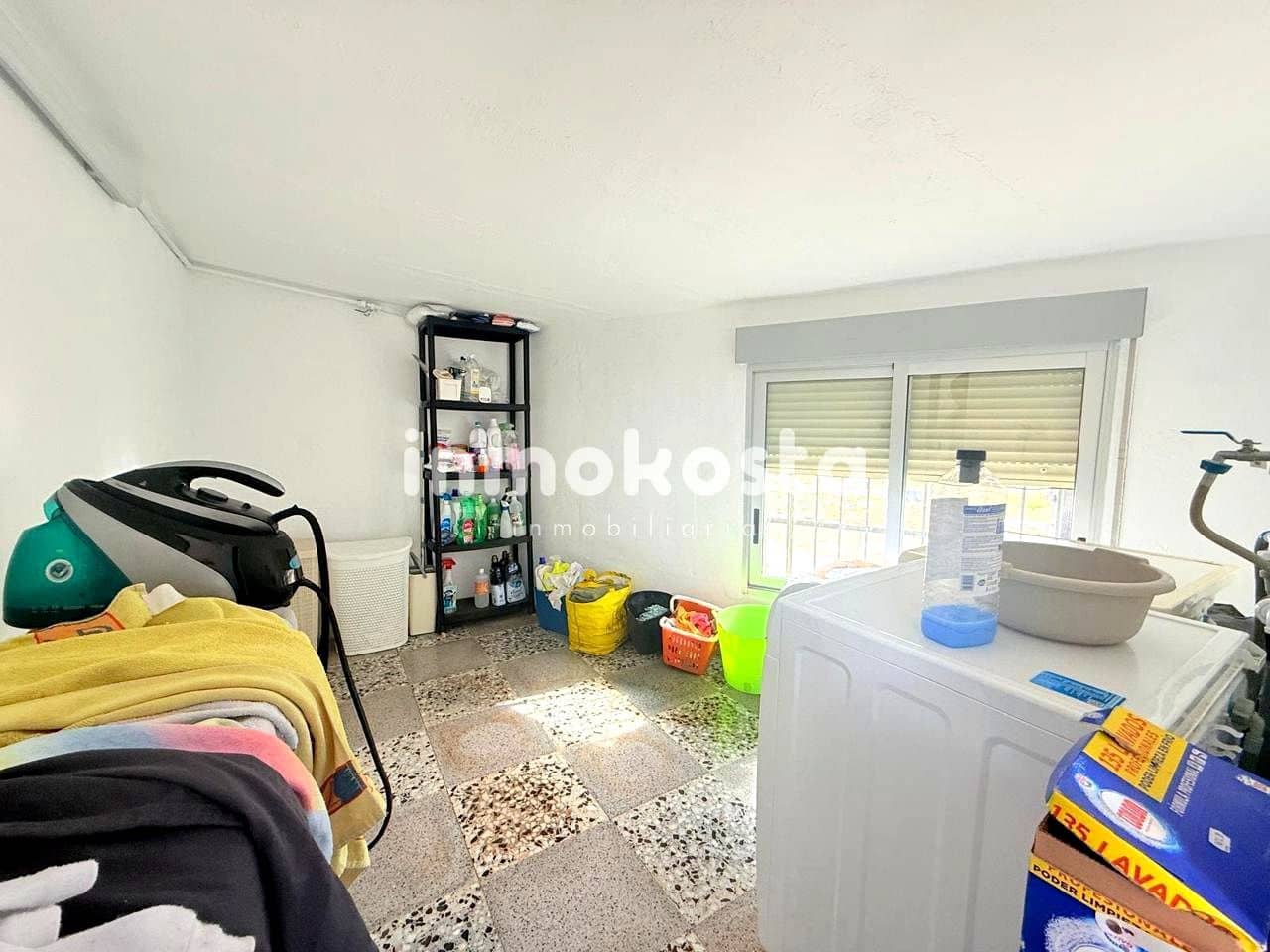 4 makuuhuone Huvila myytävänä paikassa La Villajoyosa / Vila Joiosa mukana uima-altaan 
autotalli - 390 000 € (Ref: 9618053)