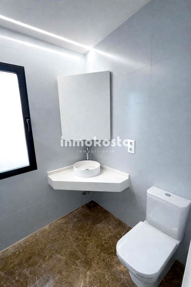 4 bedroom Villa for sale in La Nucia with pool garage - € 895,000 (Ref: 9618134)