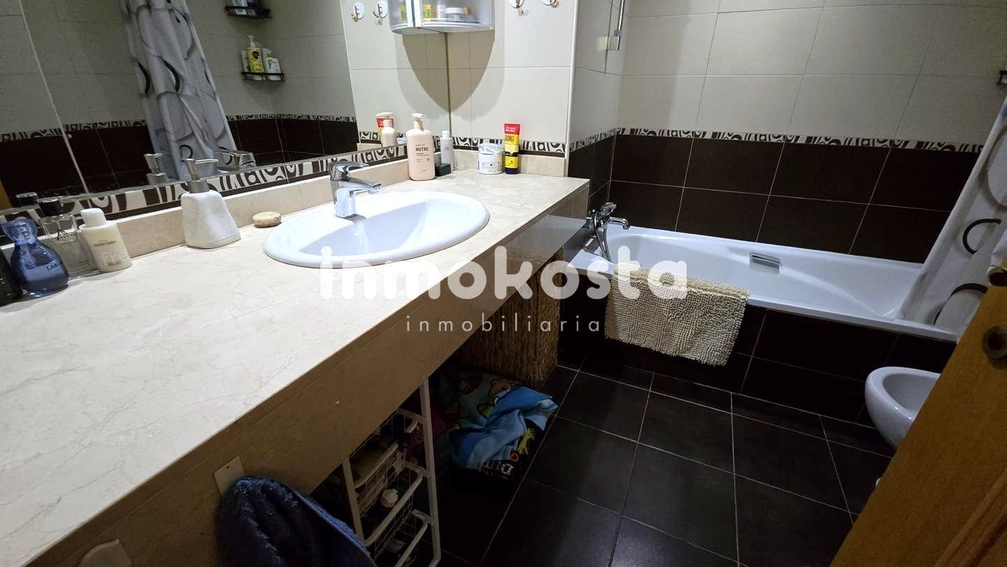 2 sovrum Lägenhet till salu i Alfaz del Pi / L'Alfas del Pi med pool garage - 225 000 € (Ref: 9631857)