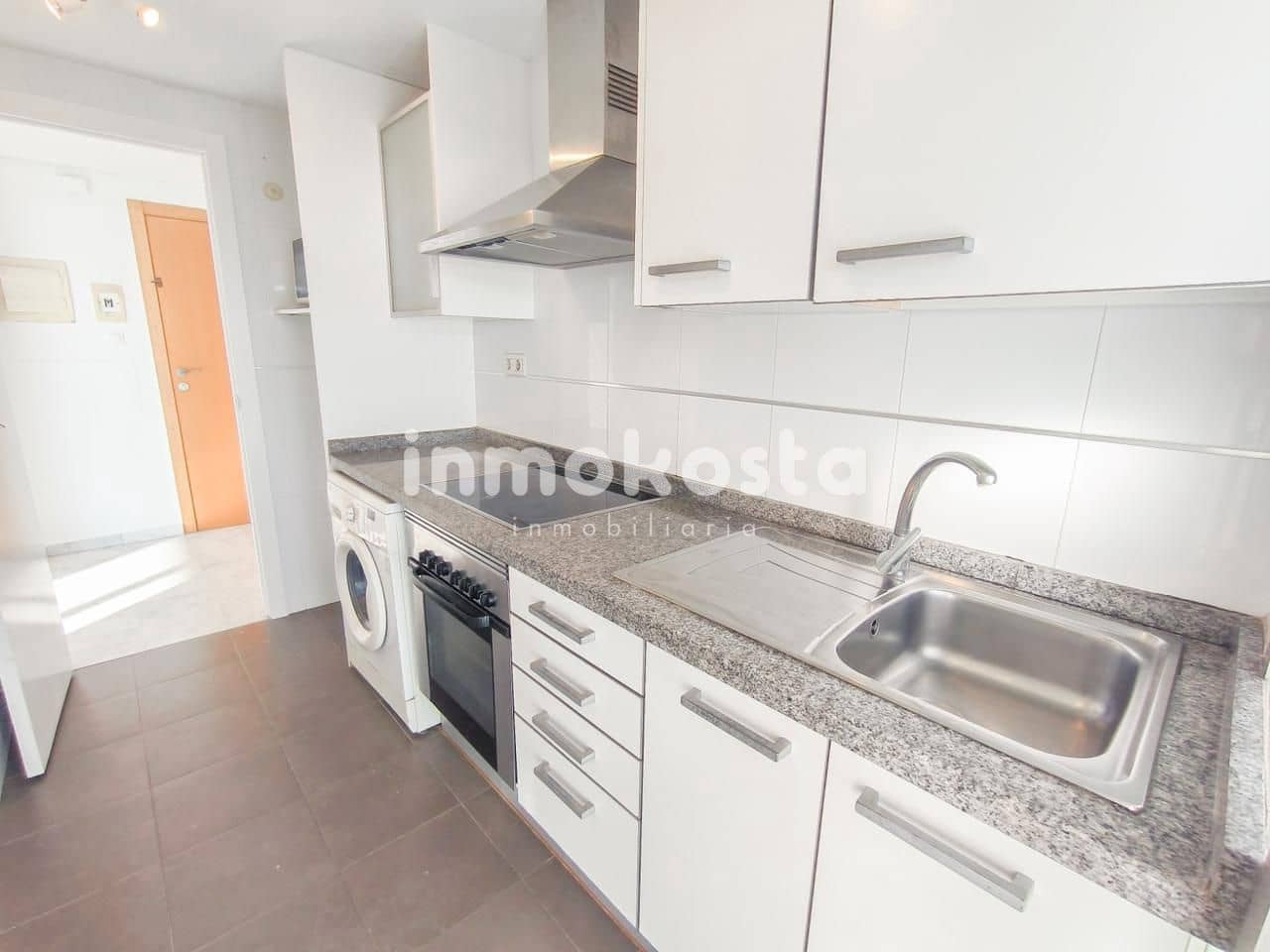 Piso de 2 habitaciones en Benidorm en venta con piscina garaje - 395.000 € (Ref: 9635227)